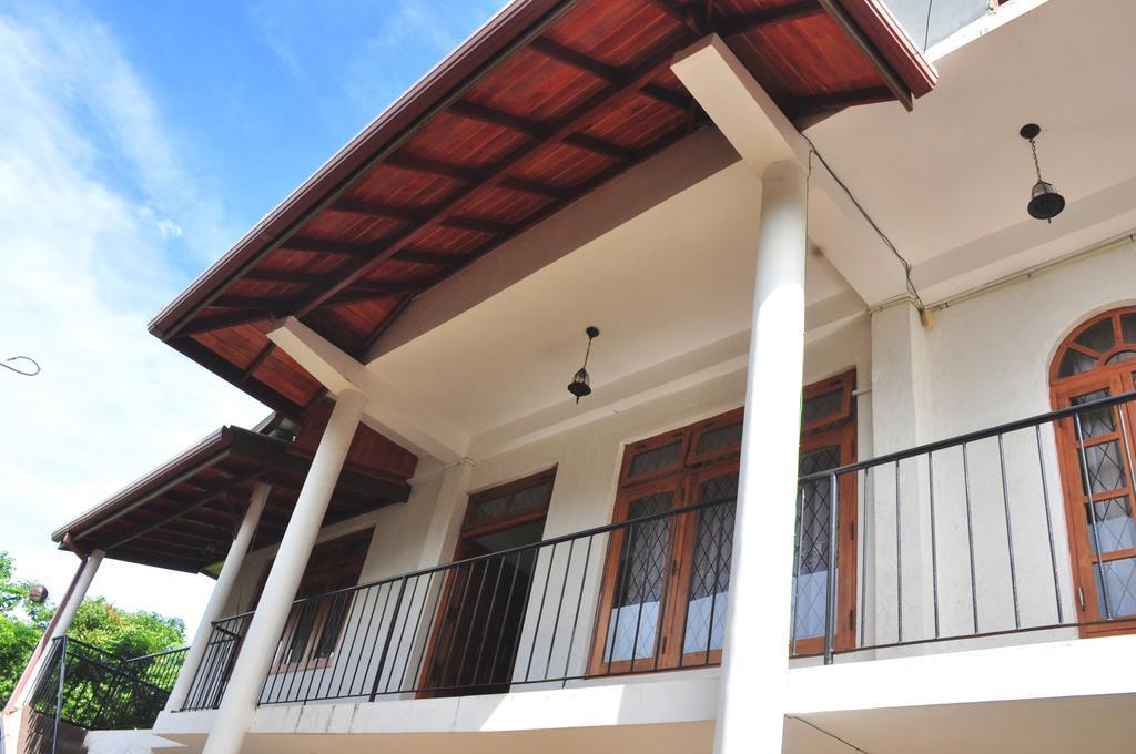 Ajanthas' Homestay Kandy Exterior foto